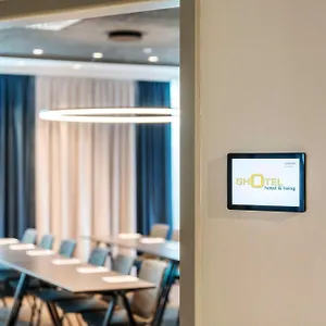 Отель Ghotel & Living