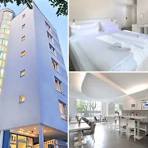 hotellátogatás